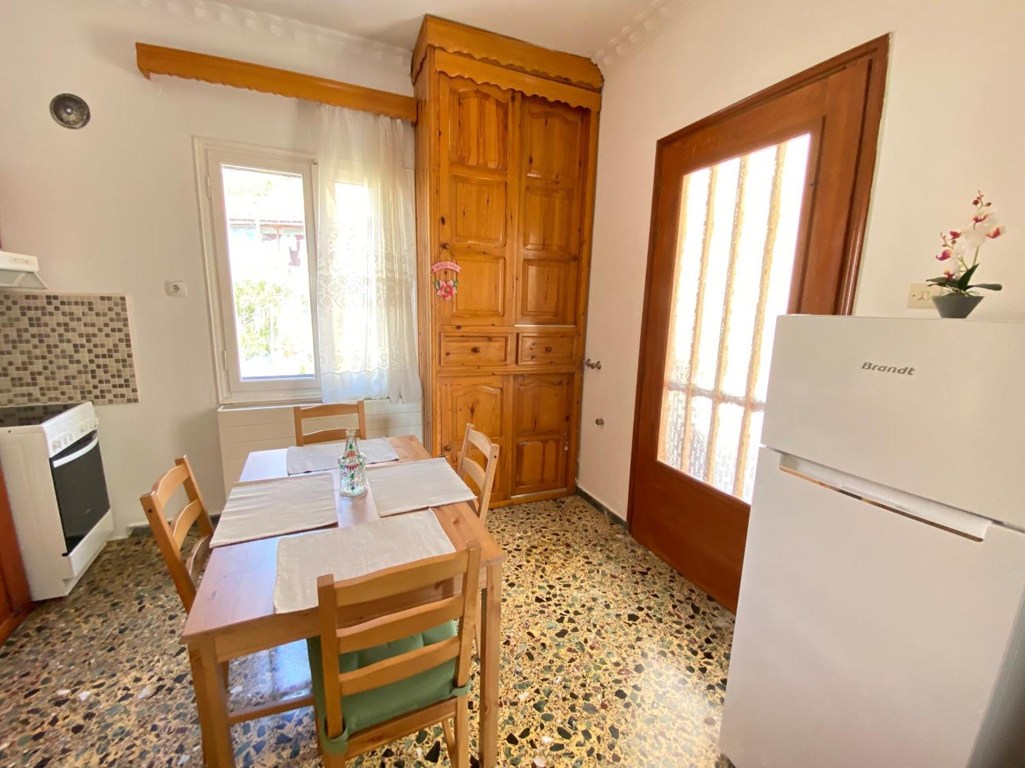 Villa Demie And George Ηouse à Loutraki  Extérieur photo