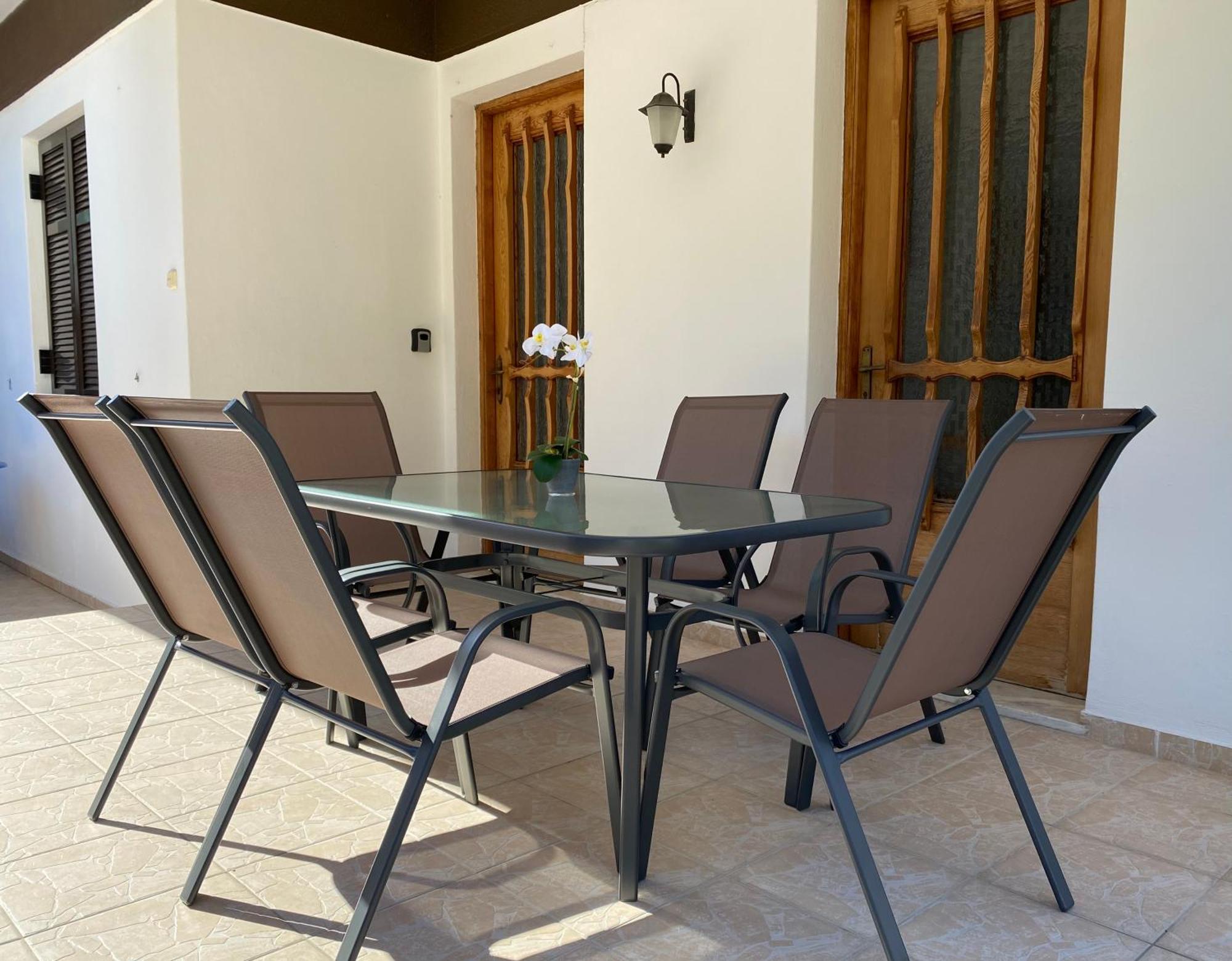 Villa Demie And George Ηouse à Loutraki  Extérieur photo